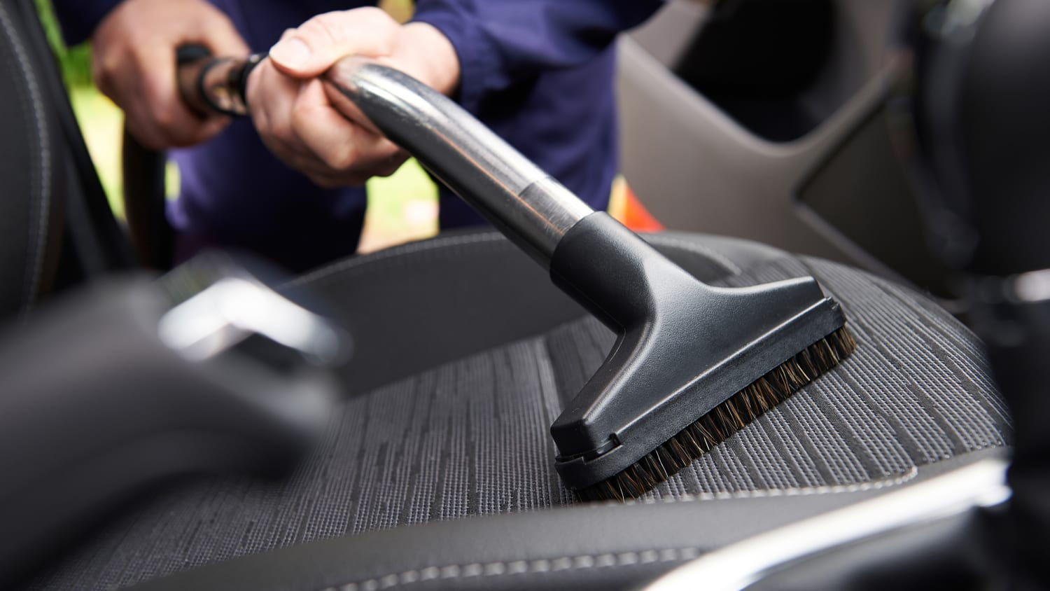 Wheel Deep Clean and Tire Dressing